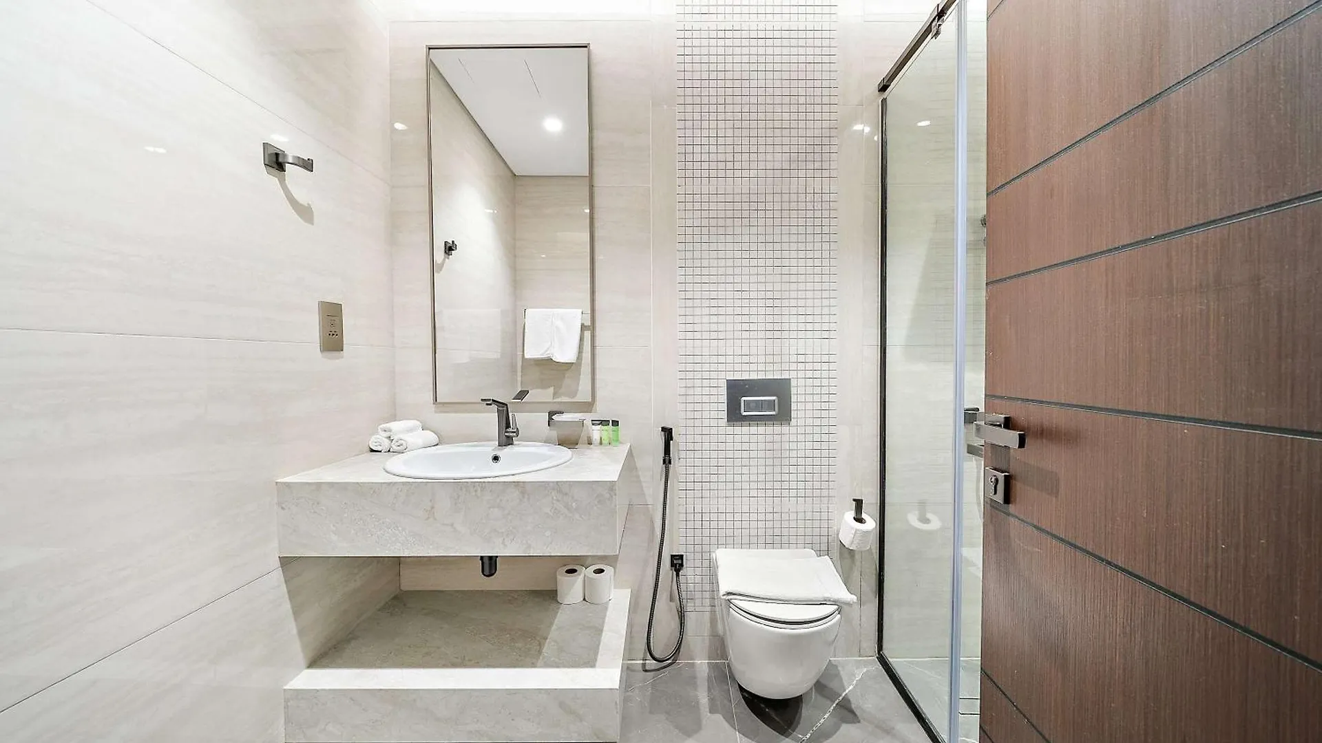 Modern 1Br With Stunning Views In Business Bay Apartment Dubai